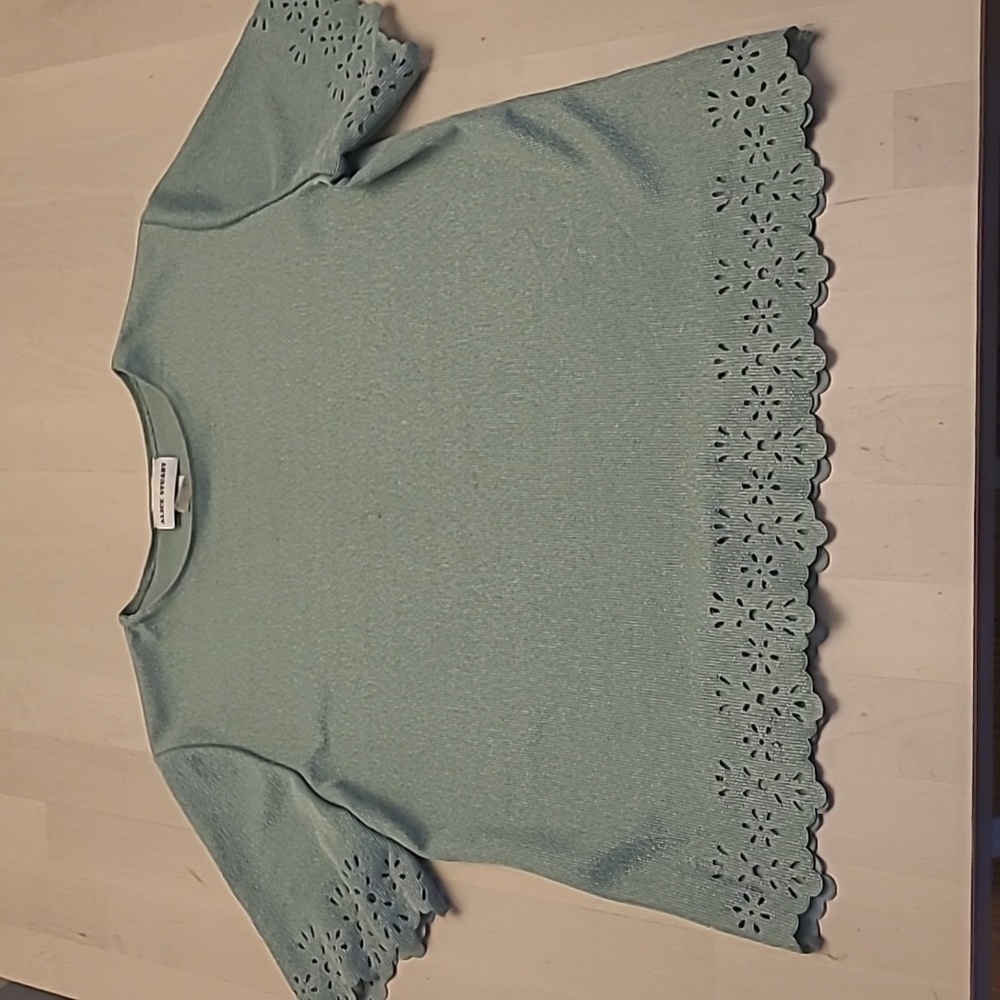 EUC VTG Alice Stuart Sage Green Scalloped Hem Short Sleeved Blouse